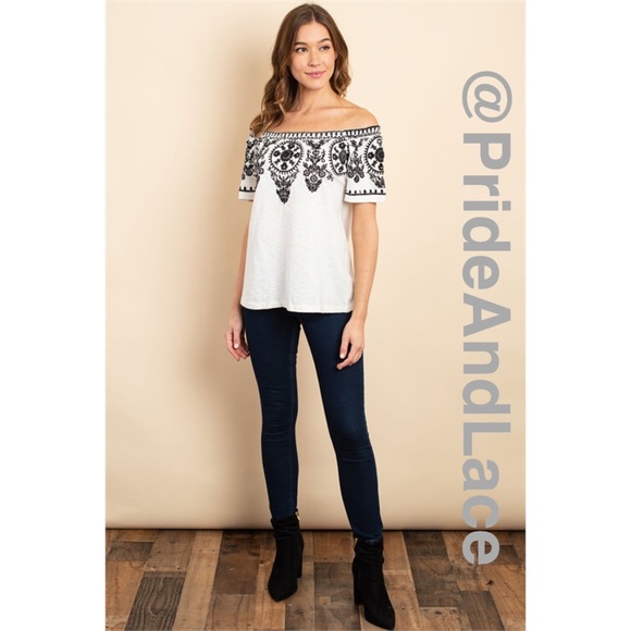 LAST 1️⃣ 🤍IVORY BLACK OFF THE SHOULDER TOP - Picture 4 of 7